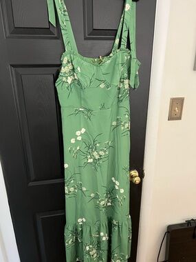 RIHOAS Green Floral Tie-Shoulder Maxi Dress